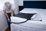 Using.Straps.With.Sleep.Mat.On.Mattress.Jpg